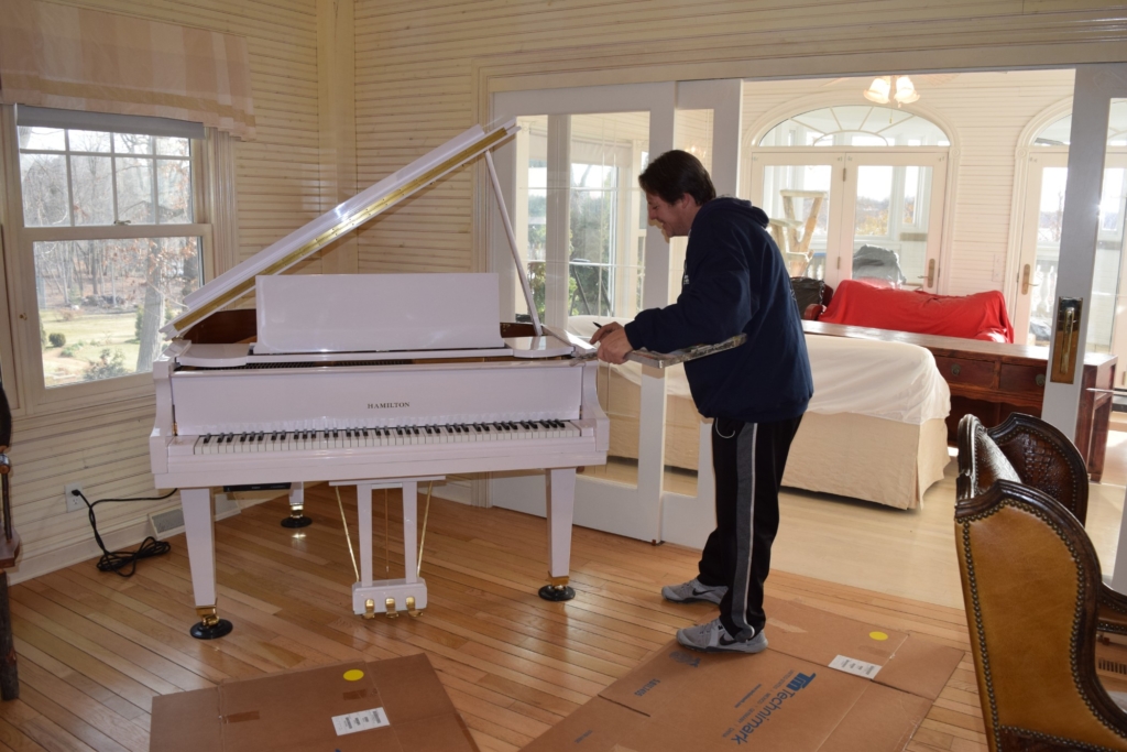 Piano Movers Near Me | Milwaukee Piano Mover | Bluemound ...